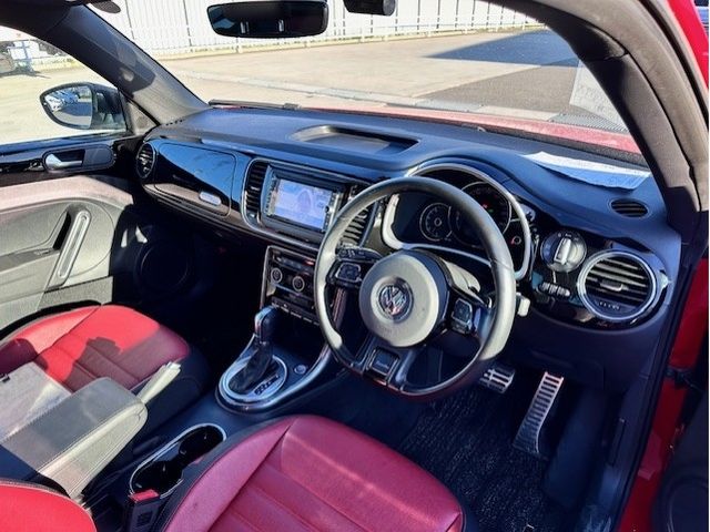 VOLKSWAGEN VOLKSWAGEN The BEETLE 2018