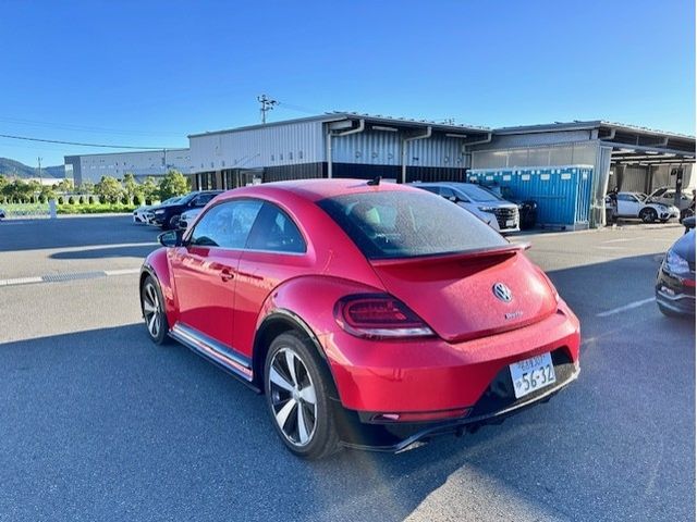 VOLKSWAGEN VOLKSWAGEN The BEETLE 2018
