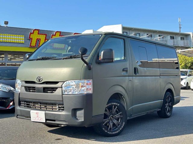 TOYOTA HIACE van 4WD 2022
