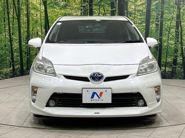 TOYOTA PRIUS 2012