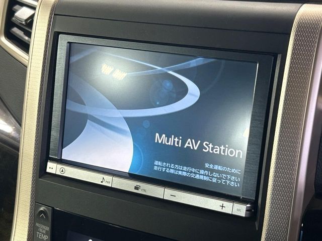 TOYOTA VELLFIRE 2014