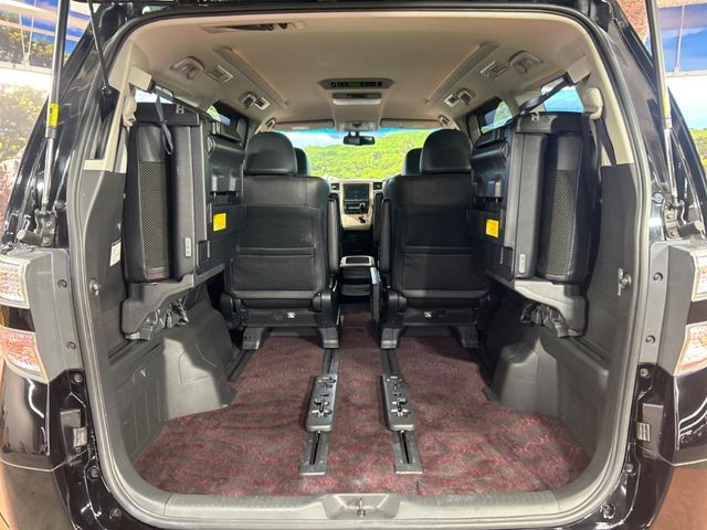 TOYOTA VELLFIRE 2014