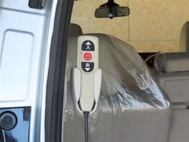 NISSAN SERENA  WG 2016