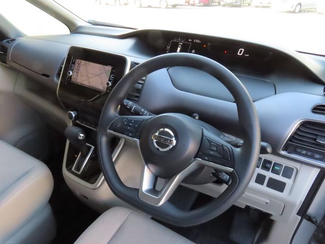 NISSAN SERENA  WG 2016