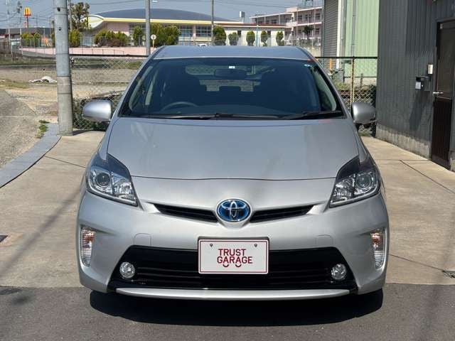 TOYOTA PRIUS 2014