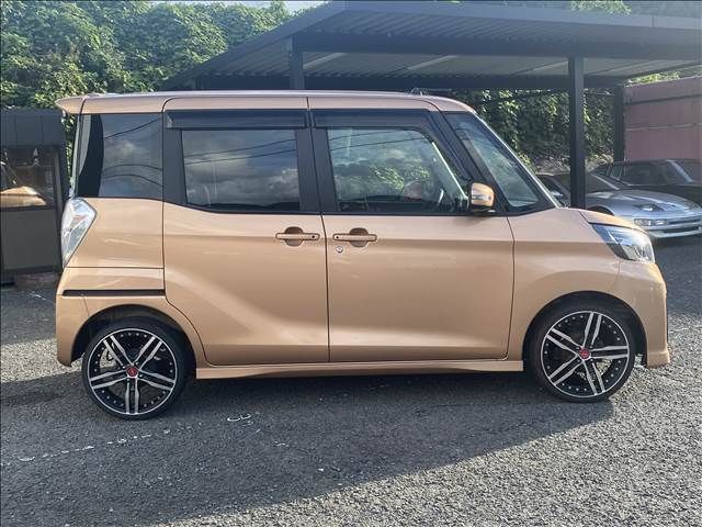 NISSAN DAYZ ROOX 2017