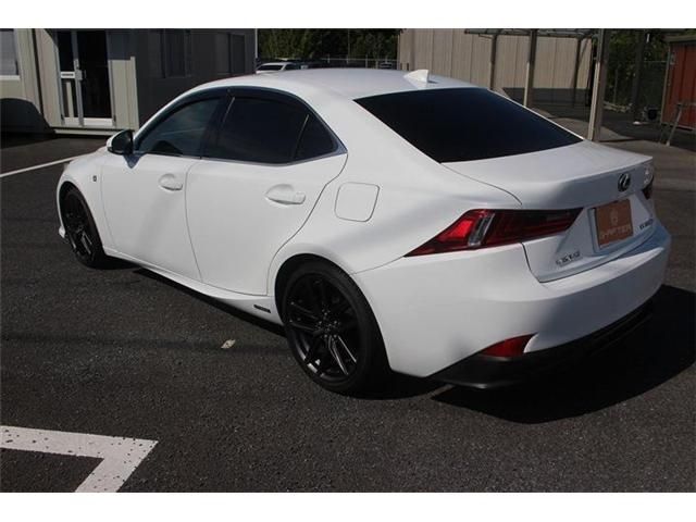 TOYOTA LEXUS IS300h 2013