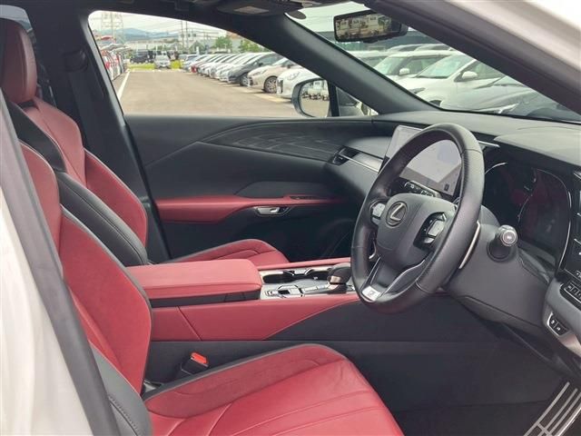 TOYOTA LEXUS RX500h 2023