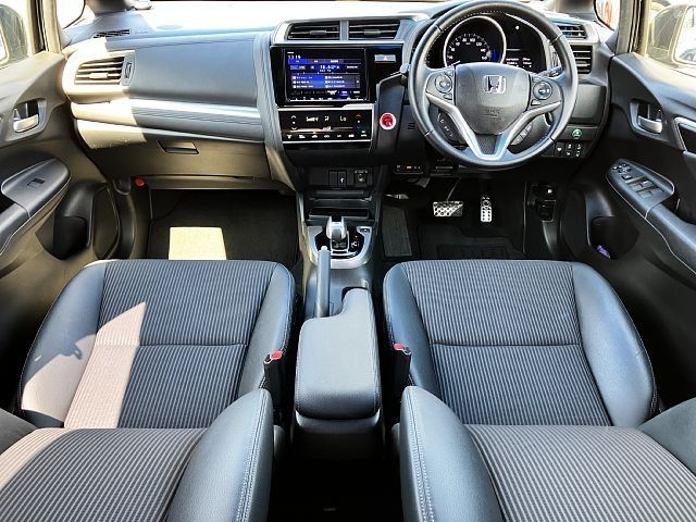 HONDA FIT HYBRID 2019