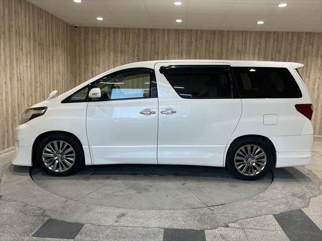 TOYOTA ALPHARD 2013