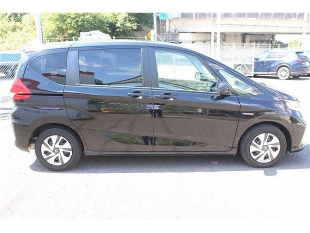 HONDA FREED HYBRID 2020