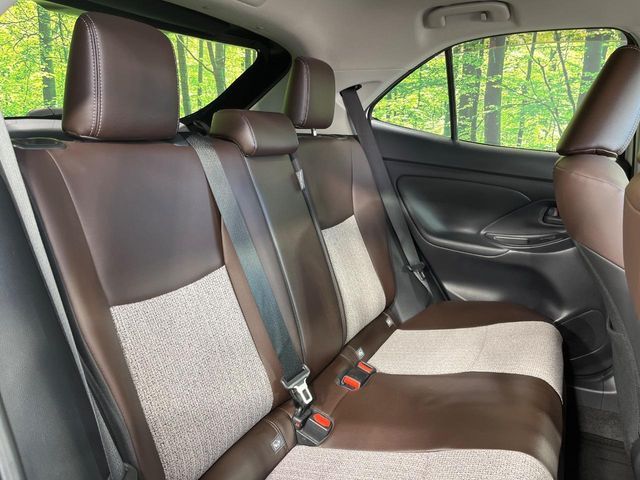 TOYOTA YARIS CROSS HYBRID 2020