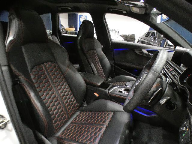 AUDI AUDI RS4 AVANT 2019