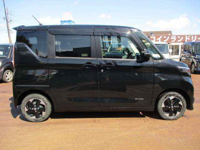 NISSAN ROOX 4WD 2021