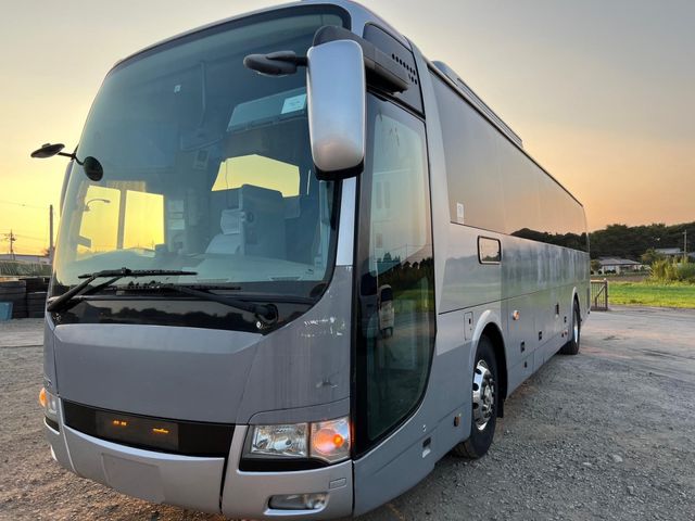 MITSUBISHI FUSOU AERO ACE 2012