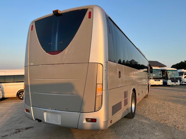 MITSUBISHI FUSOU AERO ACE 2012