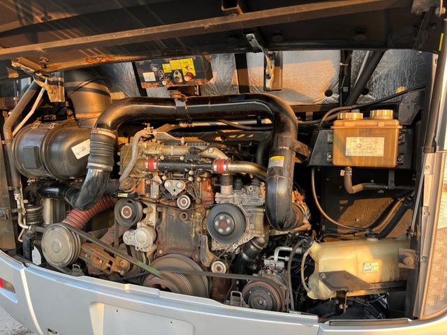 MITSUBISHI FUSOU AERO ACE 2012