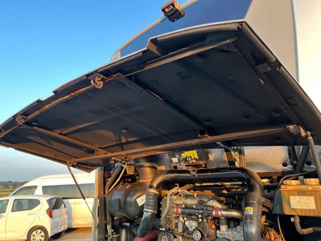 MITSUBISHI FUSOU AERO ACE 2012