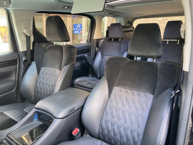 TOYOTA VELLFIRE  HYBRID 4WD 2015