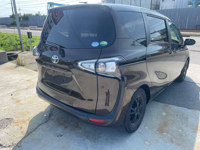 TOYOTA SIENTA 2020