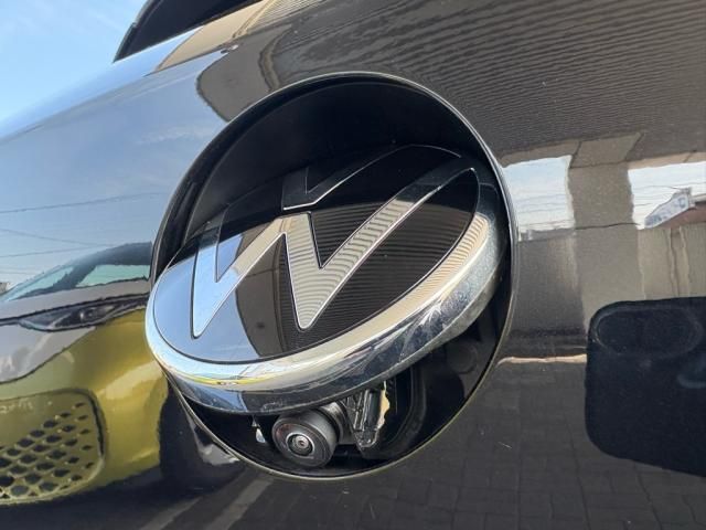 VOLKSWAGEN VOLKSWAGEN GOLF 2023