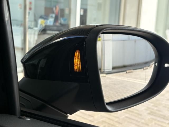 VOLKSWAGEN VOLKSWAGEN GOLF 2023