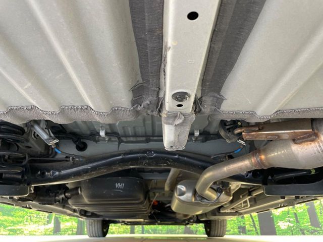 TOYOTA VOXY HYBRID 2022