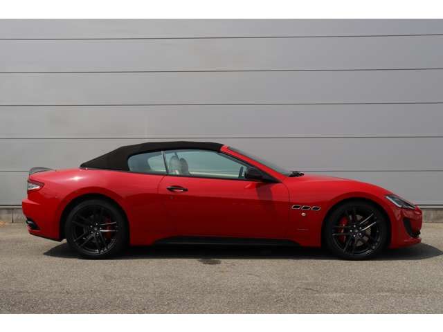 MASERATI MASERATI GRANCABRIO 2015