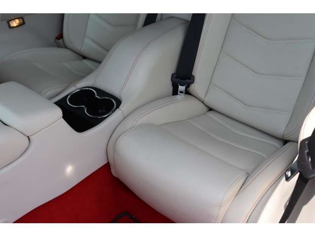 MASERATI MASERATI GRANCABRIO 2015