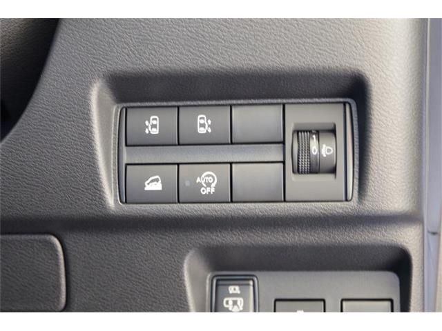 MITSUBISHI DELICA MINI 2025