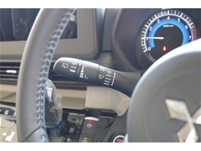 MITSUBISHI DELICA MINI 2025