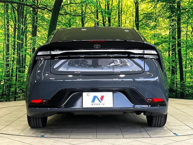 TOYOTA PRIUS PHV 2024