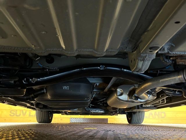 TOYOTA VOXY HYBRID 2022