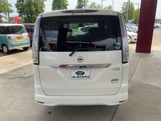 NISSAN SERENA  S-HYBRID 2014