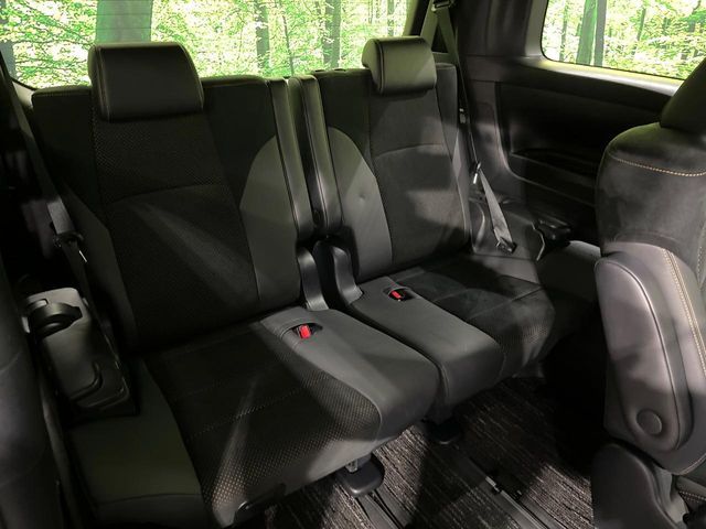 TOYOTA VELLFIRE 4WD 2020