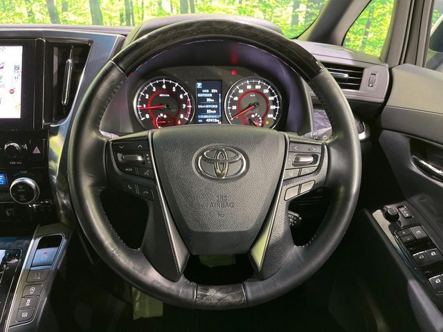 TOYOTA VELLFIRE 4WD 2020