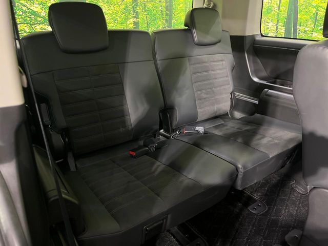 MITSUBISHI DELICA D:5 4WD 2022