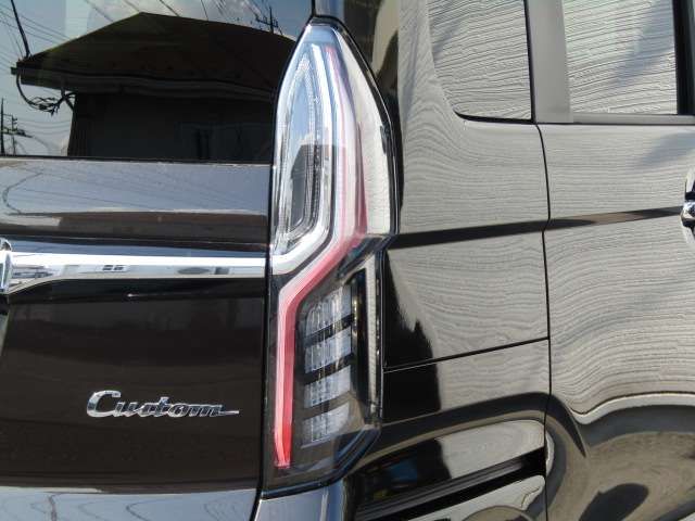 HONDA N BOX CUSTOM 2022