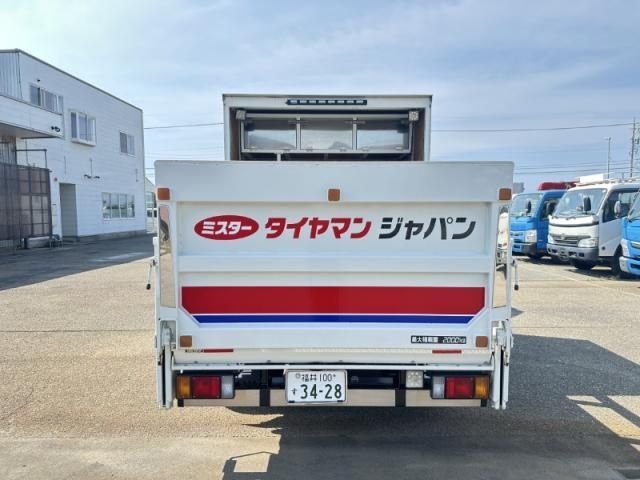 ISUZU ELF 2017