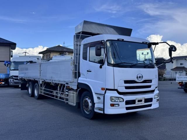 NISSAN DIESEL Quon 2011