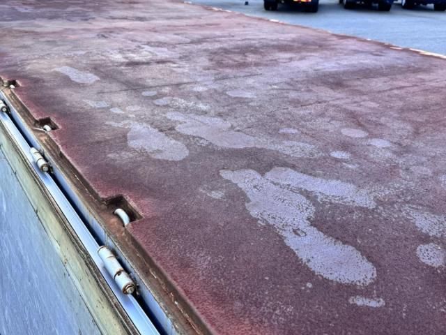 NISSAN DIESEL Quon 2011