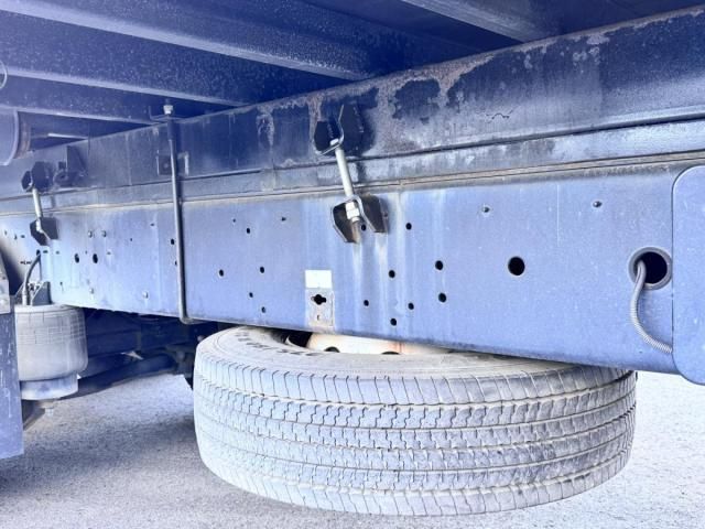 NISSAN DIESEL Quon 2011