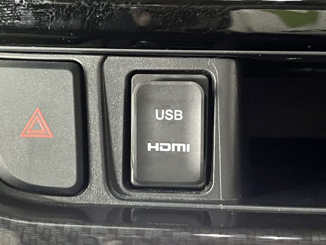 DAIHATSU MOVE CUSTOM 2018