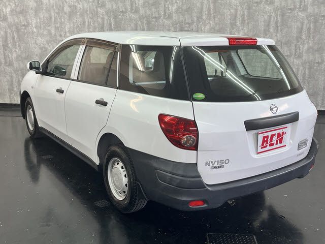 NISSAN NV150 AD 2WD 2017