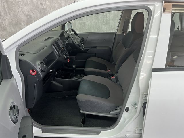 NISSAN NV150 AD 2WD 2017