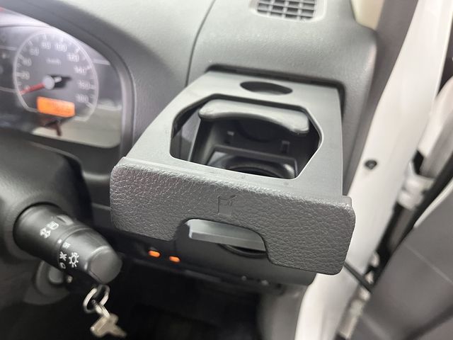 NISSAN NV150 AD 2WD 2017