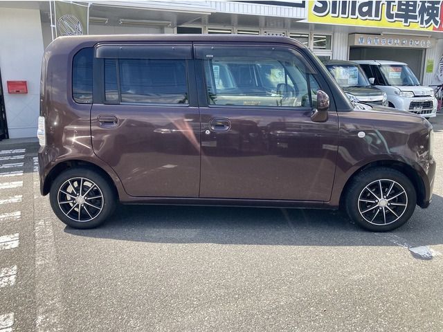 DAIHATSU MOVE CONTE 2015
