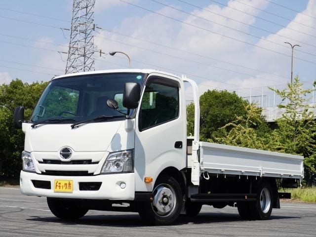 HINO DUTRO 2020