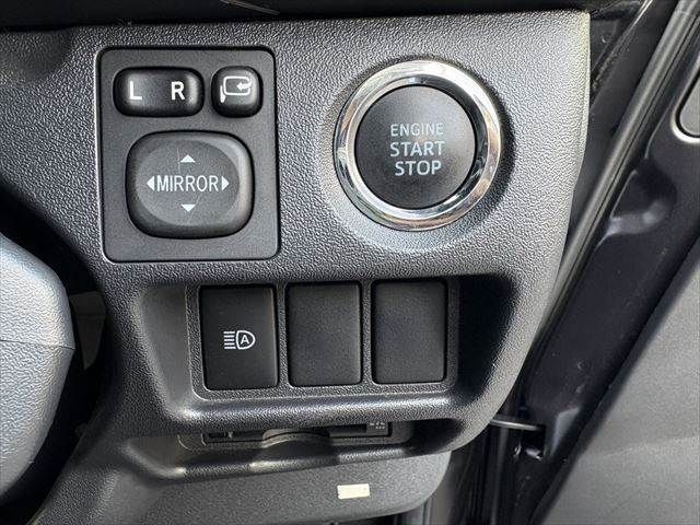 TOYOTA REGIUSACE van 4WD 2018