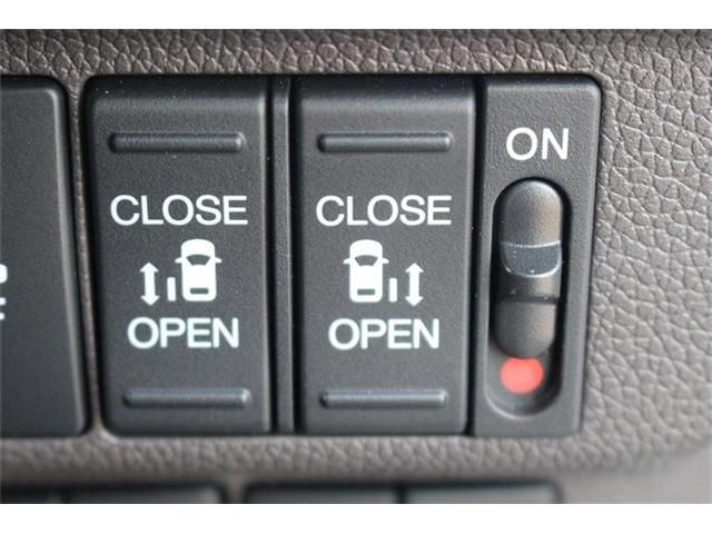 HONDA FREED HYBRID 2018